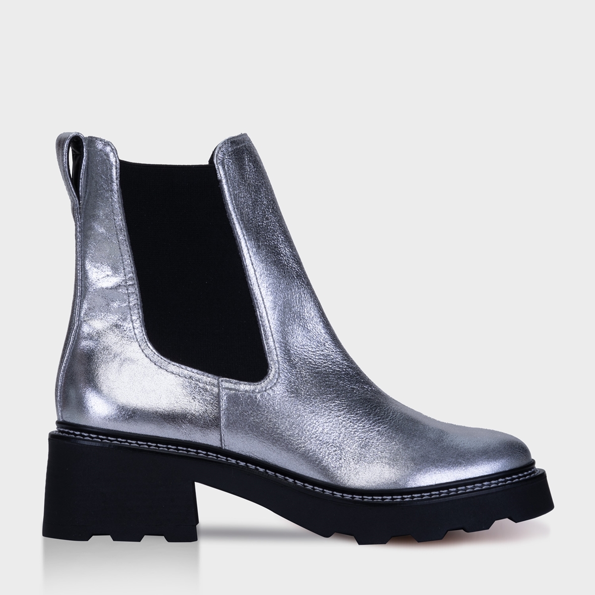bota tratorada salto medio