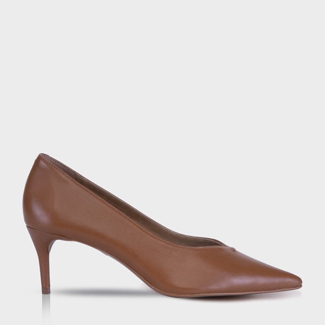 scarpin marrom