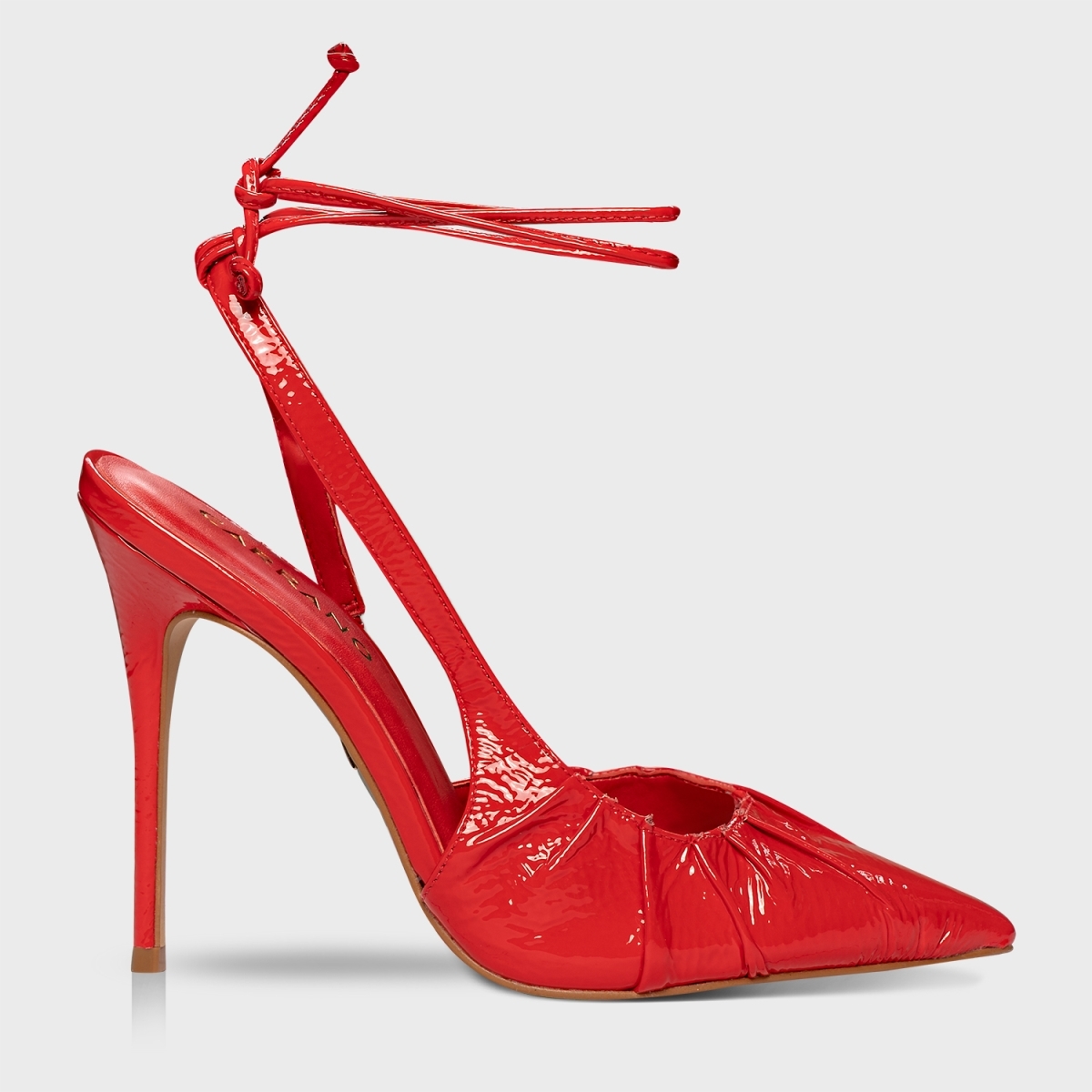 Scarpin Slingback Light Lace Up Salto Alto Agulha em Couro Verniz Vermelho  Carrano