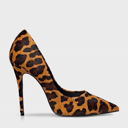 Scarpin Carrano Salto Alto Fino em Pelo Animal Print Leopardo Camel