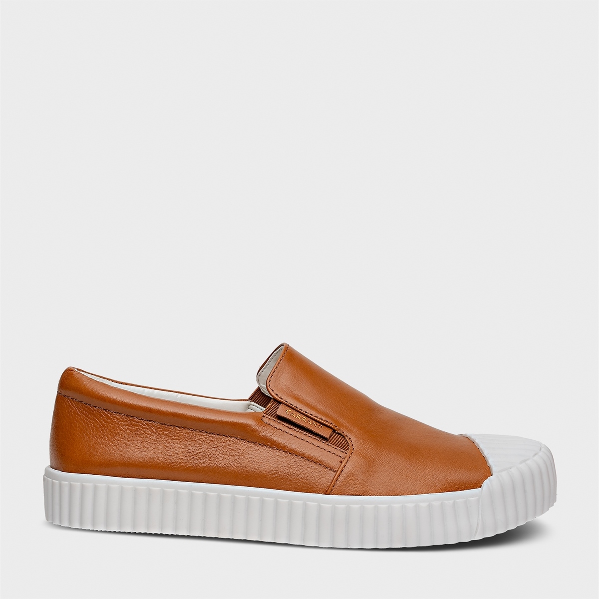 Slip on best sale couro marrom