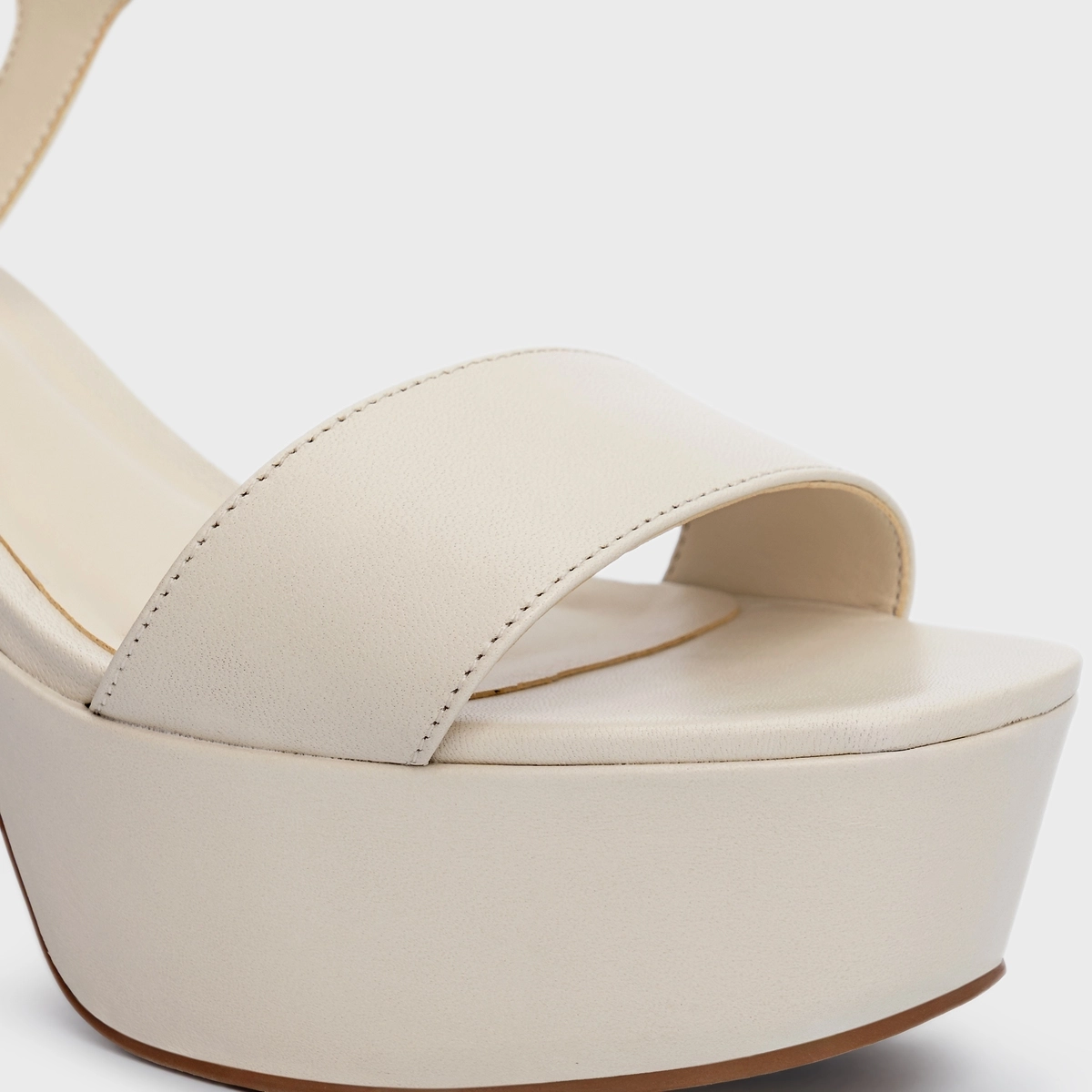 Sandália Plataforma Classic Couro Off White Pearl - Sandália Plataforma ...