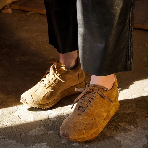 Tênis Bold Flatform Couro Suede Bege Almond
