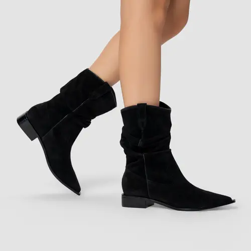Bota Western Slouchy Couro Suede Preto