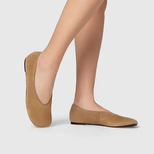 Sapatilha Essential Couro Suede Bege Almond