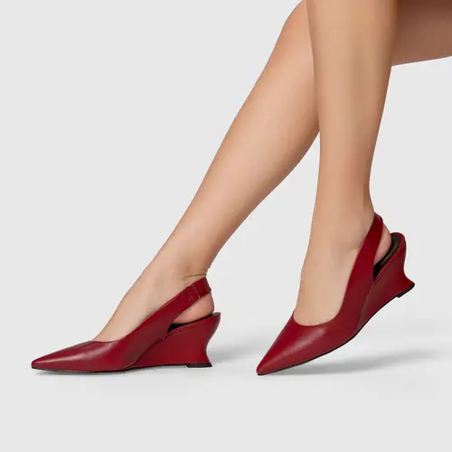 Scarpin Anabela Slim Couro Vermelho Malbec