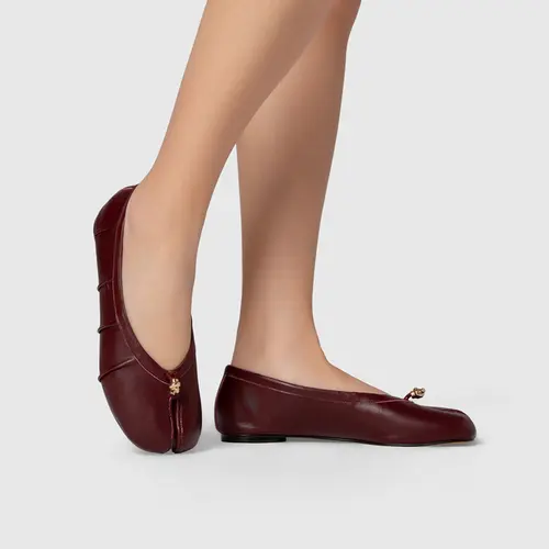 Sapatilha Tabi Couro Vinho Mahogany