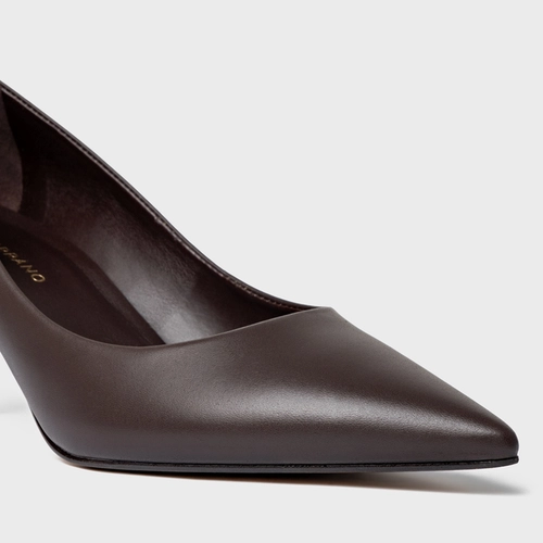 Scarpin Valentina Salto Fino Couro Marrom Dark Chocolate