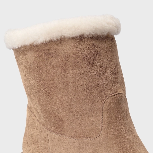 Bota Furry Tratorada Couro Suede Bege Funghi