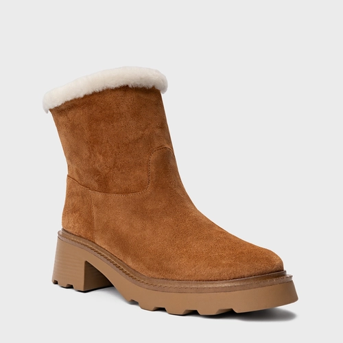 Bota Furry Tratorada Couro Suede Marrom Saddle