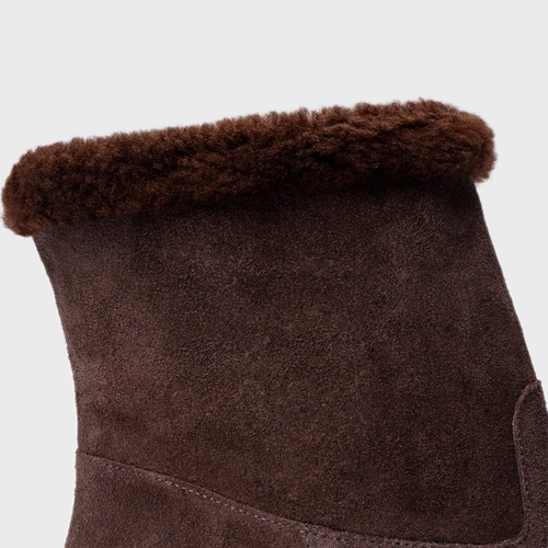 Bota Furry Tratorada Couro Suede Marrom Ganache