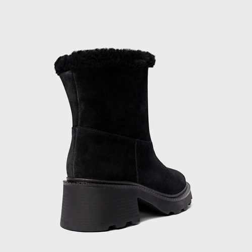 Bota Furry Tratorada Couro Suede Preto