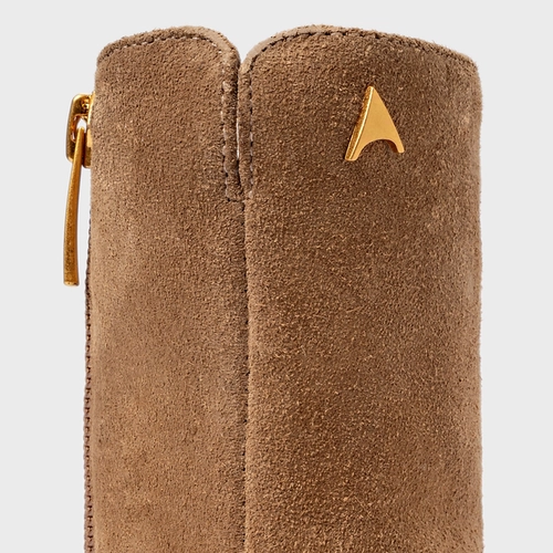 Bota Core Icon Salto Bloco Couro Suede Bege Almond