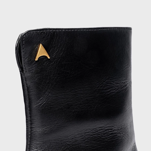 Bota Core Icon Salto Bloco Couro Preto