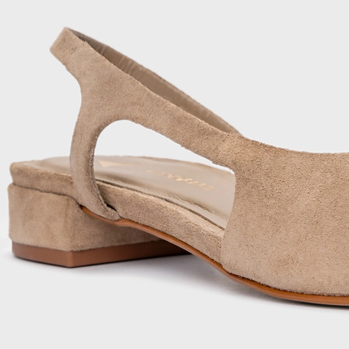 Sapatilha Slingback Cap Toe Couro Suede Bege Funghi