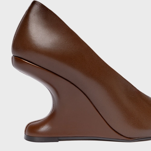 Scarpin Peep Toe Anabela Curve Couro Marrom Brownie