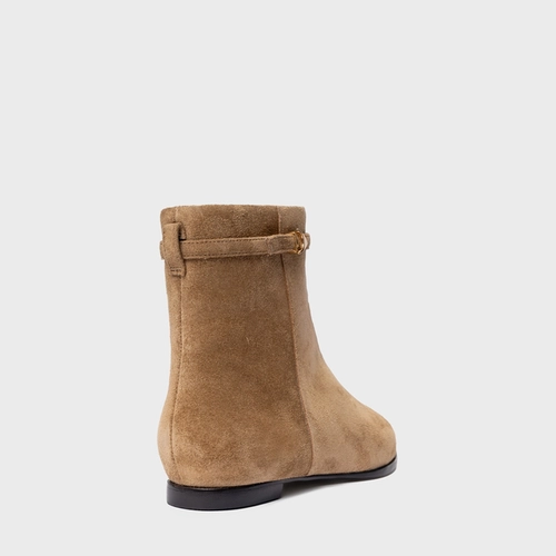 Bota Minimalist Bico Alongado Couro Suede Bege Almond
