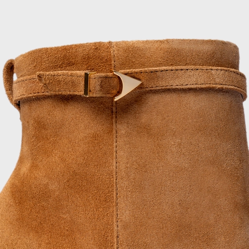 Bota Minimalist Salto Bloco Slim Couro Suede Marrom Saddle