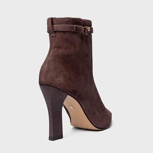 Bota Minimalist Salto Bloco Slim Couro Suede Marrom Ganache