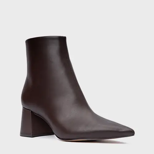 Bota Classic Salto Bloco Couro Marrom Wardly Brown