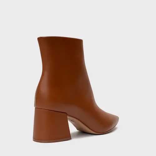 Bota Classic Salto Bloco Couro Marrom Bourbon