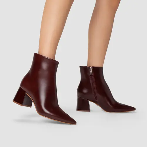 Bota Classic Salto Bloco Couro Vinho Dark Mahogany