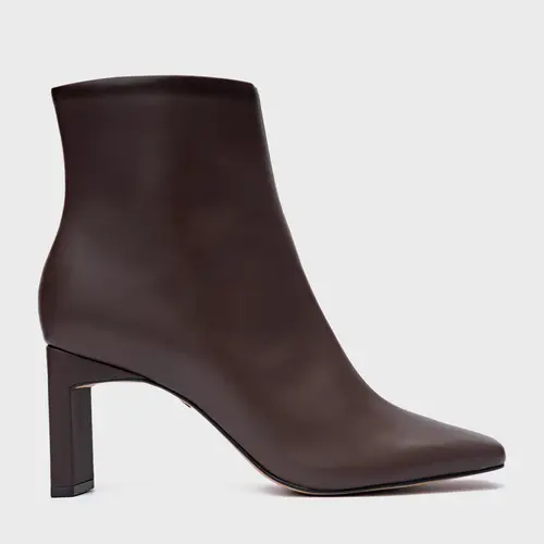 Bota Stylish Salto Reto Couro Marrom Wardly Brown