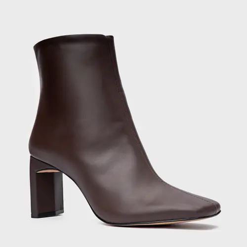 Bota Stylish Salto Reto Couro Marrom Wardly Brown
