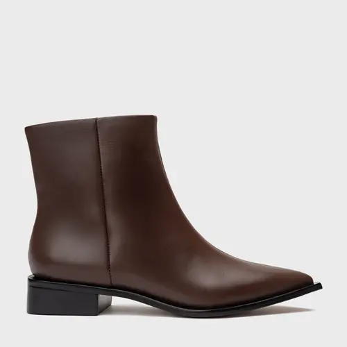 Bota Classic Bico Fino Couro Marrom Wardly Brown