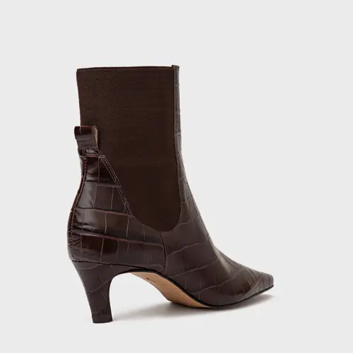 Bota Basic Elástico Salto Fino Couro Croco Marrom Dark Chocolate