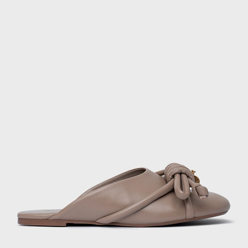 Mule Rasteira Puffy Knot Couro Bege Beaver