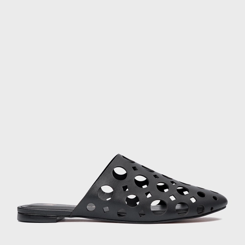 Mule Rasteira Cutout Couro Preto