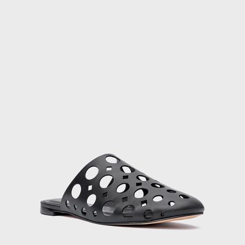Mule Rasteira Cutout Couro Preto