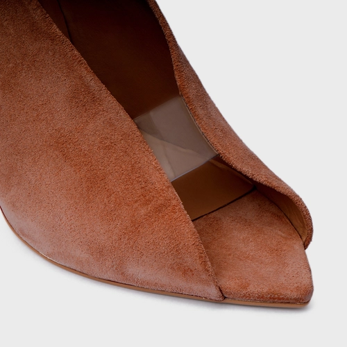 Scarpin Maxi Recorte Salto Fino Couro Suede Marrom Walnut