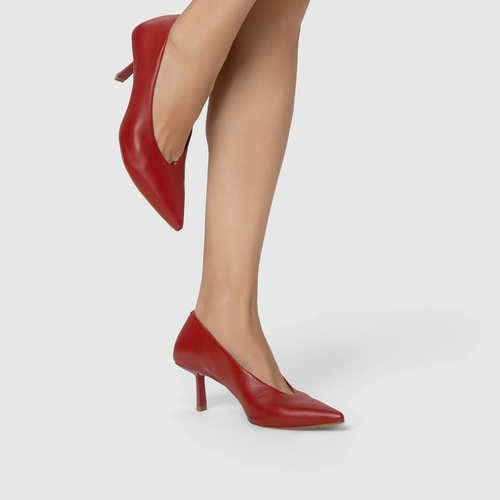 Scarpin Bico Alongado Salto Fino Couro Vermelho Spice