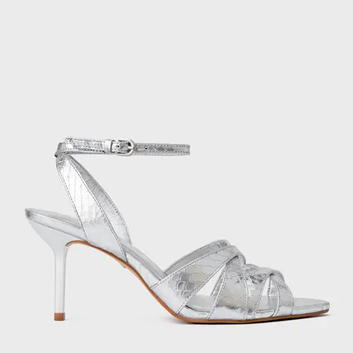 Sandália Glam Salto Fino Couro Snake Metalizado Prata