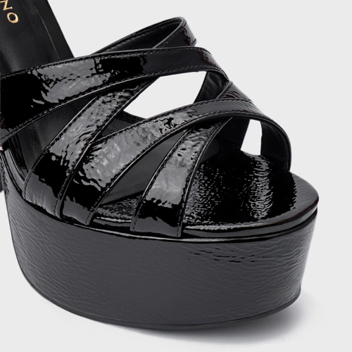 Sandália Plataforma Glam Couro Verniz Preto