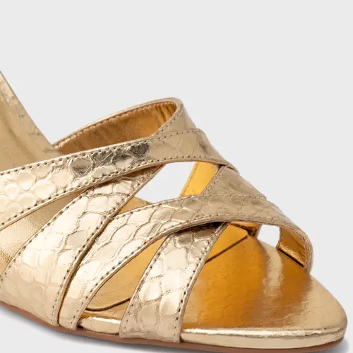 Open Mule Glam Salto Fino Couro Snake Metalizado Dourado