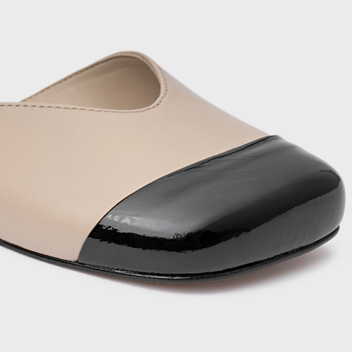 Sapatilha Slingback Cap Toe Square Couro Bege Oatmeal