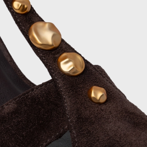 Scarpin Slingback Gold Details Salto Fino Couro Suede Marrom Ganache