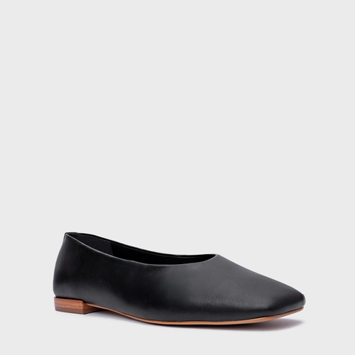 Sapatilha Minimal Bico Quadrado Couro Preto
