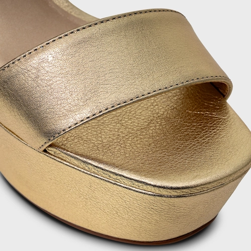 Sandália Plataforma Classic Couro Metalizado Dourado