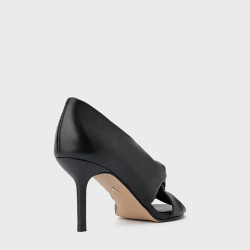 Scarpin Bold Twist Salto Fino Couro Preto
