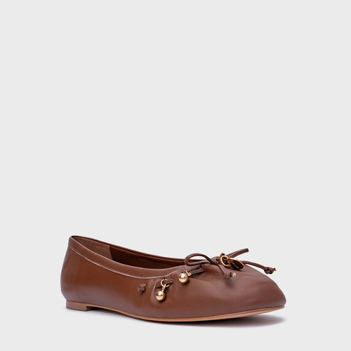 Sapatilha Charm Medalha Couro Marrom Walnut