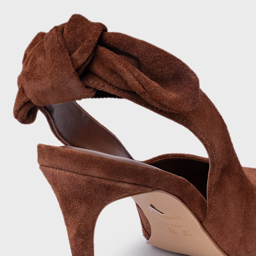 Scarpin Slngback Laço Salto Fino Couro Suede Marrom Walnut