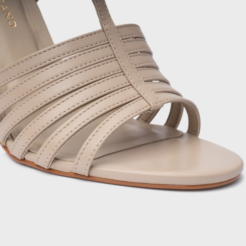 Sandália Strappy Salto Fino Couro Bege Oatmeal