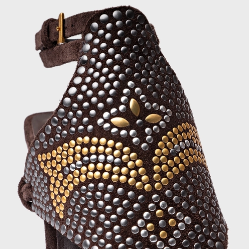 Sandália Mosaic Studs Salto Anabela Couro Suede Marrom Ganache