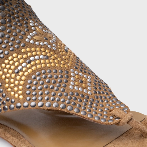 Sandália Rasteira Mosaic Studs Couro Suede Bege Almond