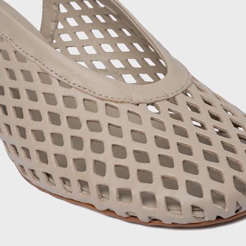 Scarpin Loafer Breeze Salto Oval Couro Bege Oatmeal