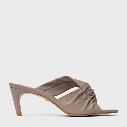 Open Mule Maxi Twisted Salto Fino Couro Bege Beaver